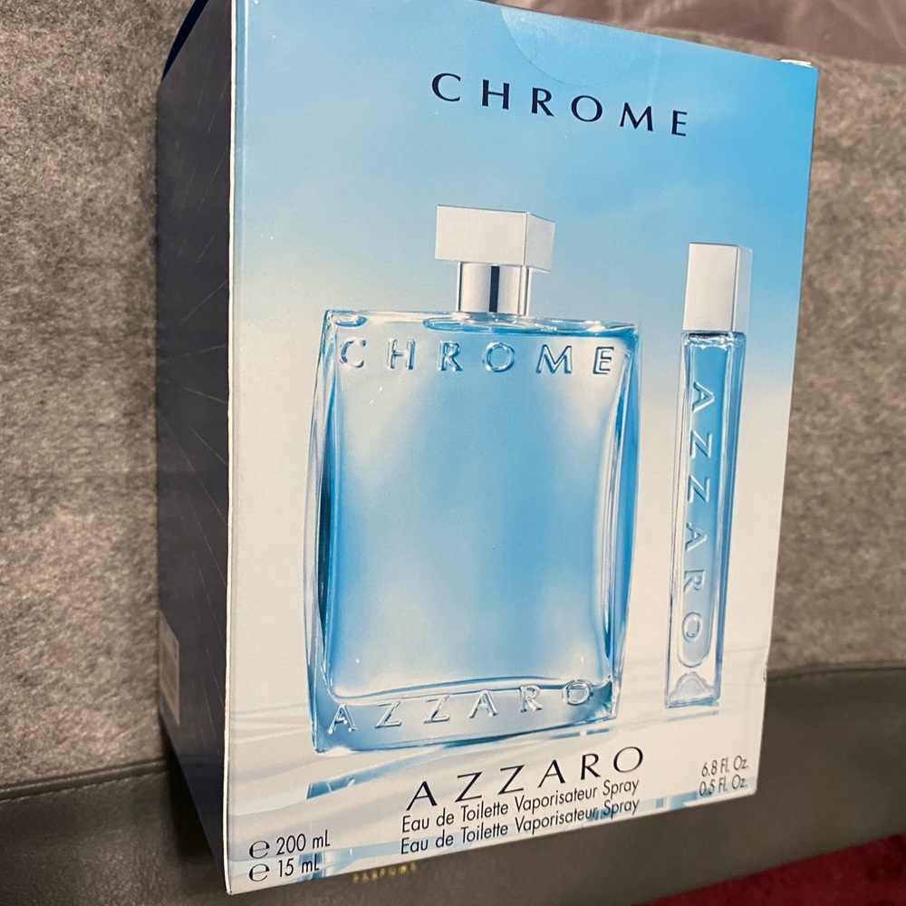 Chrome Azzaro Men's 2-Pc. Chrome Eau de Toilette Gift Set